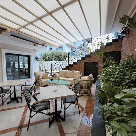 Mono Life ホテル *