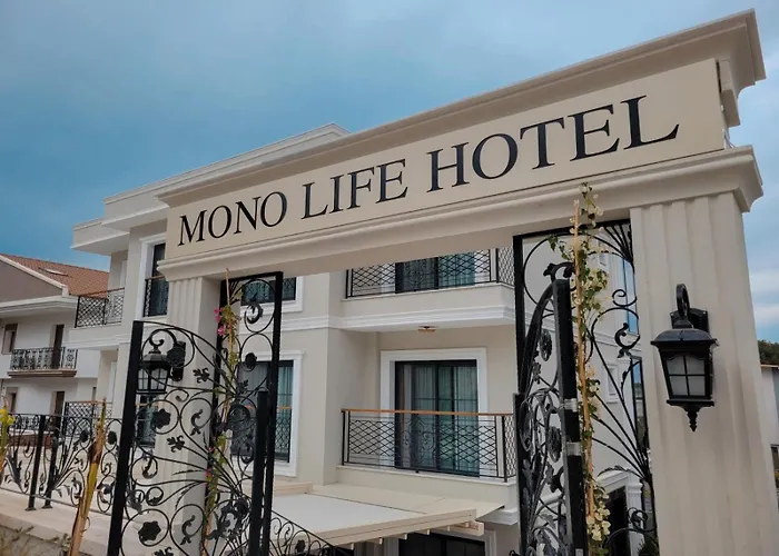 Mono Life Otel Çeşme